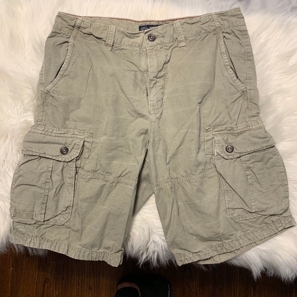 Men’s American Eagle cargo short